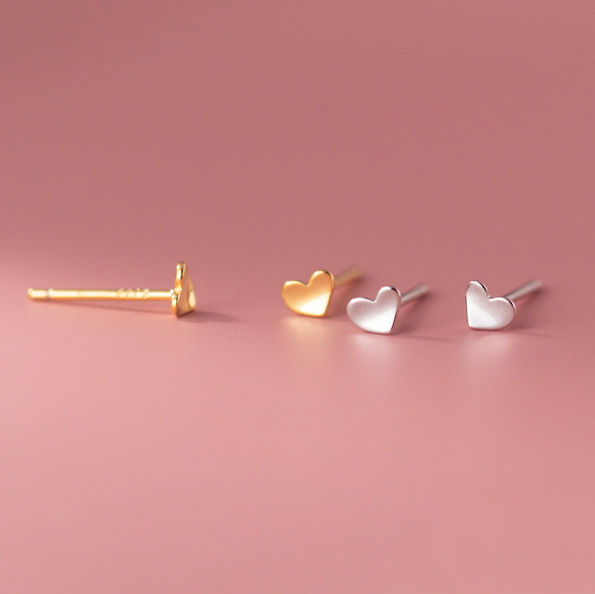 ピアス つけっぱなし 小さい ハート シンプル 軟骨 金属アレルギー シルバー 小さめ ミニ シルバー925 アレルギー対応 20G 仕事用 小さいピアス 極小ピアス つけっぱなしピアス シンプルピアス セカンドピアス アレルギー対応ピアス 仕事