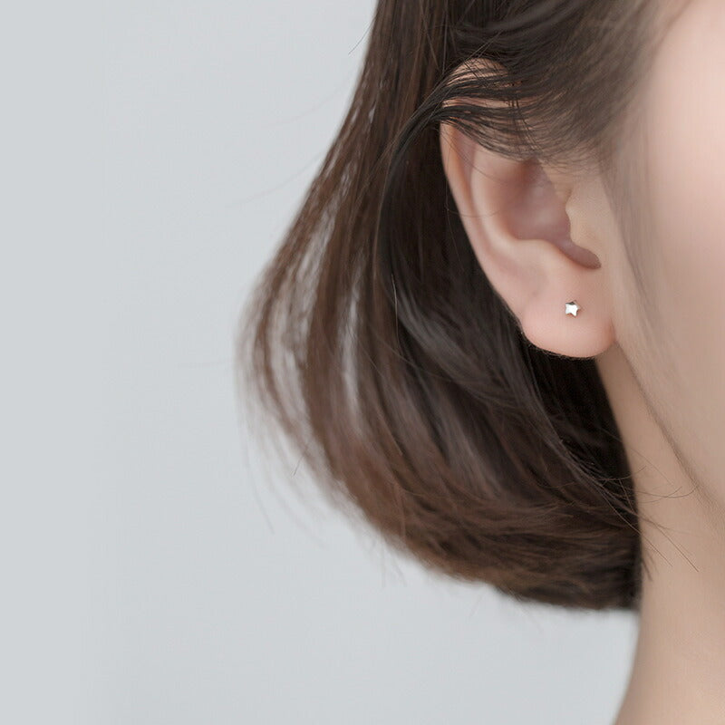 ピアス スター 星 つけっぱなし 小さい 極小 シンプル 軟骨 金属アレルギー シルバー 小さめ ミニ シルバー925 アレルギー対応 20G 小さいピアス 極小ピアス つけっぱなしピアス シンプルピアス セカンドピアス アレルギー対応ピアス 仕事