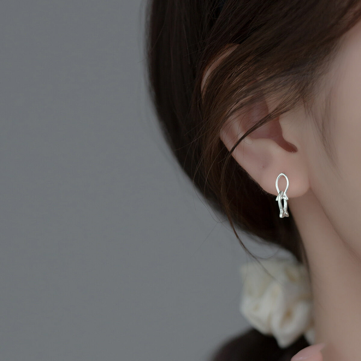 ピアス 魚 おさかな シンプル スタッド 金属アレルギー シルバー 小さめ 猫 シルバー925 アレルギー対応 20G 仕事用 小さいピアス つけっぱなしピアス シンプルピアス セカンドピアス 軟骨ピアス アレルギー対応ピアス 仕事