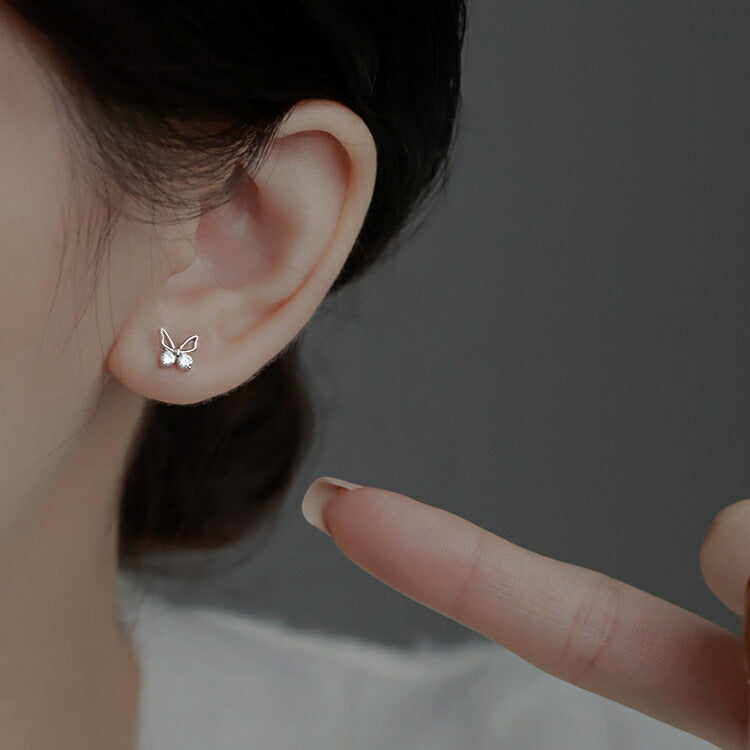 【キュービックジルコニアの輝く2つのストーンが可愛い蝶々ピアス】 シルバー ゴールド ローズ レディース ちょうちょ ピアス 女性 ワンポイント 20G ペア