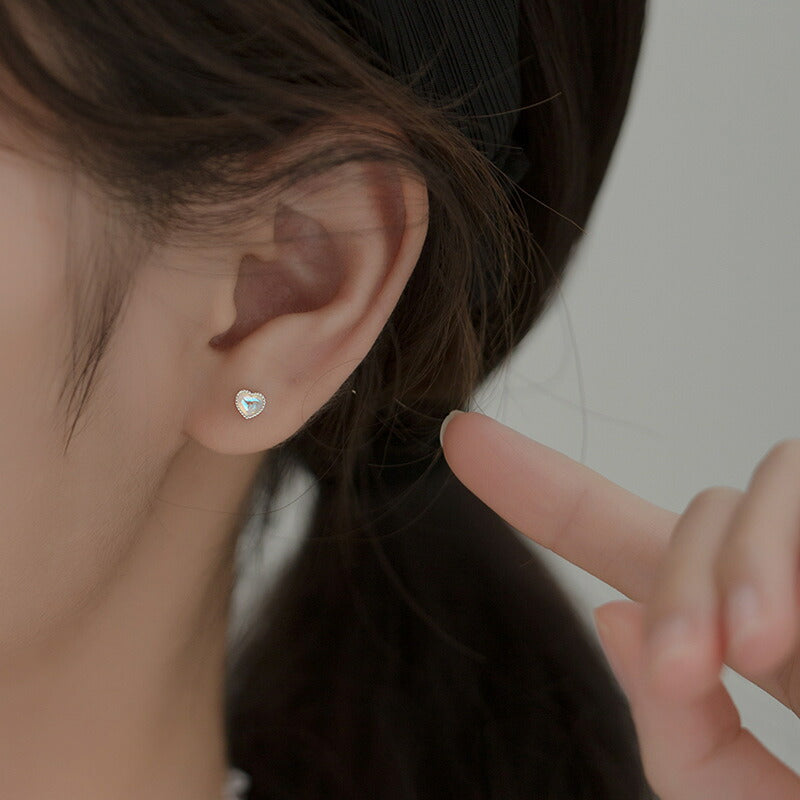 ピアス ハート 小さい ガラス シンプル 軟骨 金属アレルギー シルバー 小さめ シルバー925 アレルギー対応 20G 仕事用 小さいピアス ハートピアス つけっぱなしピアス シンプルピアス セカンドピアス 軟骨ピアス アレルギー対応ピアス