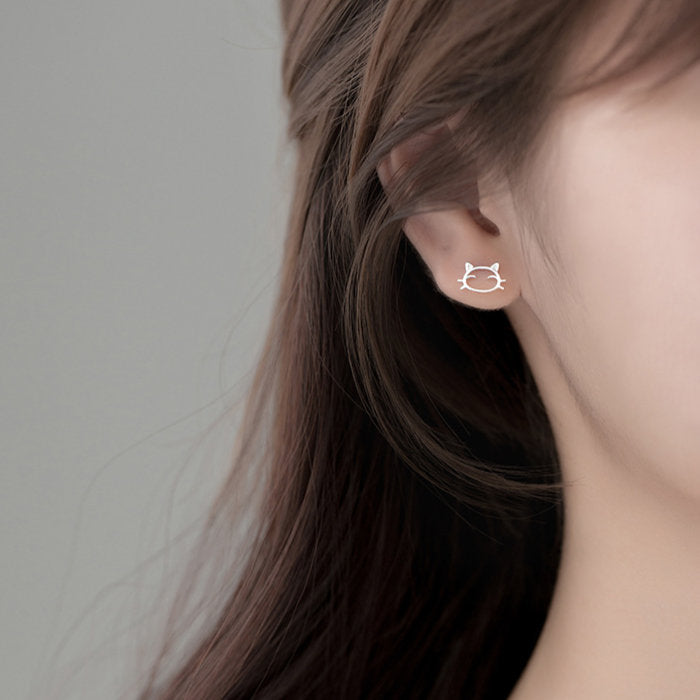 ピアス 猫 キャット 小さい シンプル 軟骨 金属アレルギー シルバー 小さめ ミニ シルバー925 アレルギー対応 20G 仕事用 小さいピアス シンプルピアス セカンドピアス 軟骨ピアス 仕事