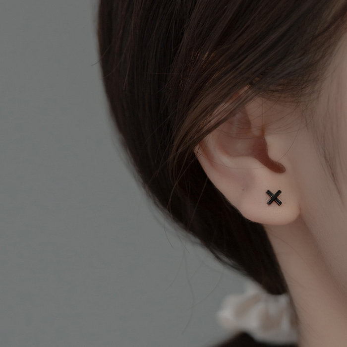 ピアス クロス 小さい 十字 シンプル 軟骨 金属アレルギー シルバー 小さめ ミニ シルバー925 アレルギー対応 20G 仕事用 小さいピアス シンプルピアス セカンドピアス 軟骨ピアス 仕事