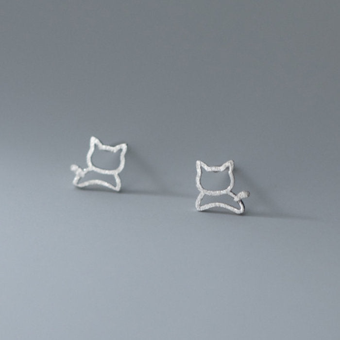 ピアス 猫 ねこ 小さい シンプル 軟骨 金属アレルギー シルバー 小さめ ミニ シルバー925 アレルギー対応 20G 仕事用 小さいピアス シンプルピアス セカンドピアス 軟骨ピアス 仕事