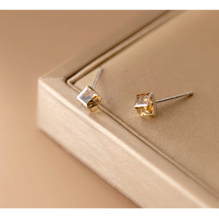 ピアス スクエアストーン 小さい シンプル 軟骨 金属アレルギー シルバー 小さめ ミニ シルバー925 アレルギー対応 20G 仕事用 小さいピアス シンプルピアス セカンドピアス 軟骨ピアス 仕事