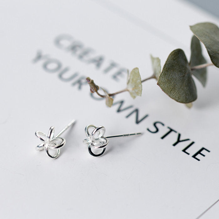ピアス お花 小さい シンプル 軟骨 金属アレルギー シルバー 小さめ ミニ シルバー925 アレルギー対応 20G 仕事用 小さいピアス シンプルピアス セカンドピアス 軟骨ピアス 仕事
