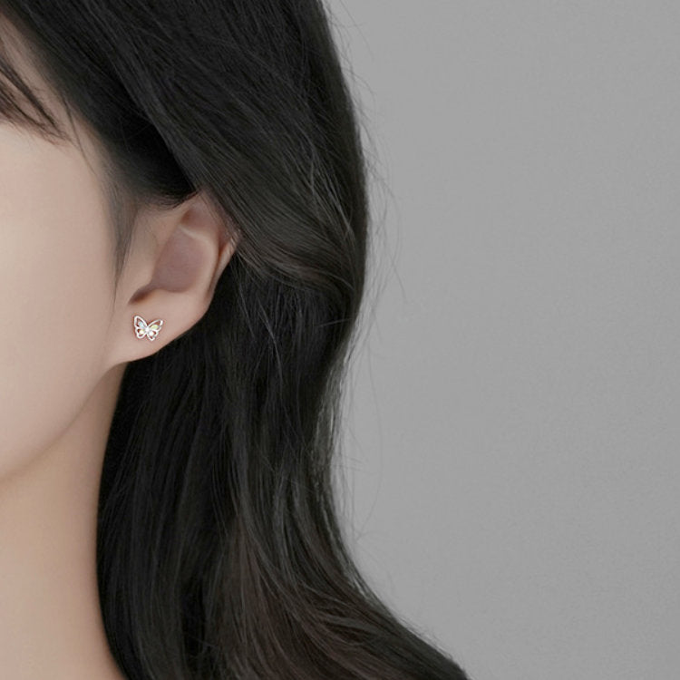 ピアス 蝶々 ちょうちょ つけっぱなし 小さい シンプル 軟骨 金属アレルギー シルバー925 アレルギー対応 20G 仕事用 小さいピアス つけっぱなしピアス シンプルピアス セカンドピアス