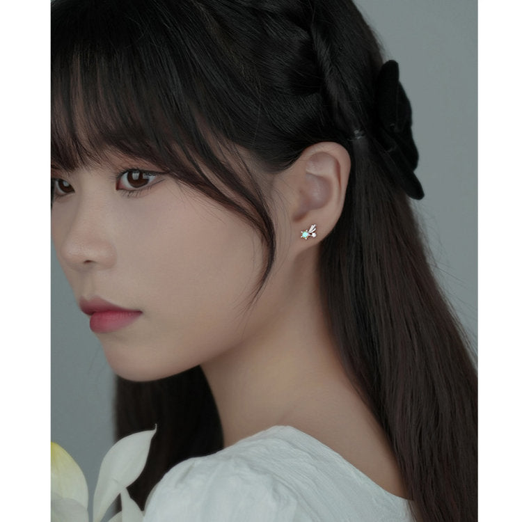 ピアス 星 スター 流れ星 シルバー 小さい シンプル 軟骨 金属アレルギー シルバー925 アレルギー対応 20G 仕事用 小さいピアス シンプルピアス セカンドピアス