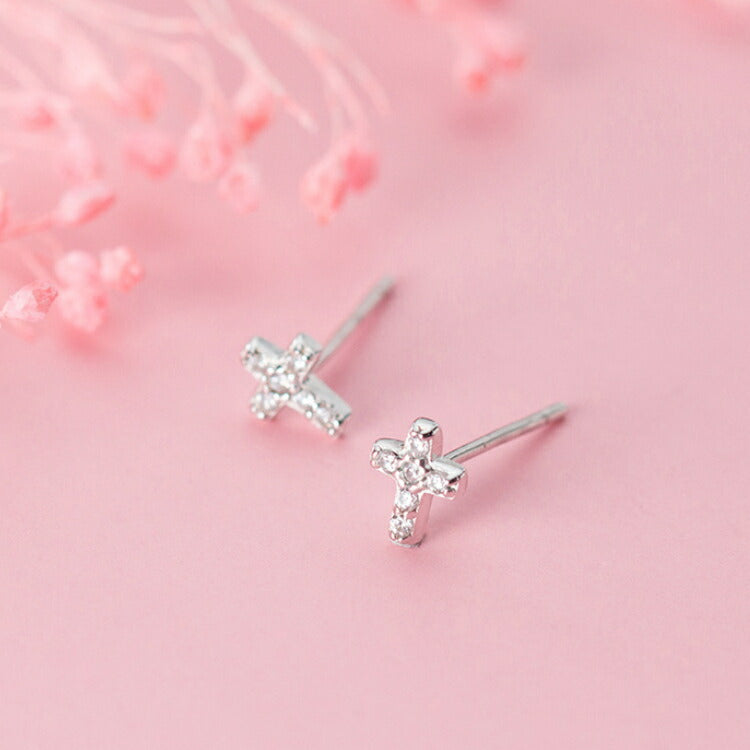 【キュービックジルコニアの十字架ピアス】 シルバー925 ピアス 十字架 金属アレルギー対応 キュービックジルコニア シルバー ゴールド シンプル レディース メンズ 十文字 クロス