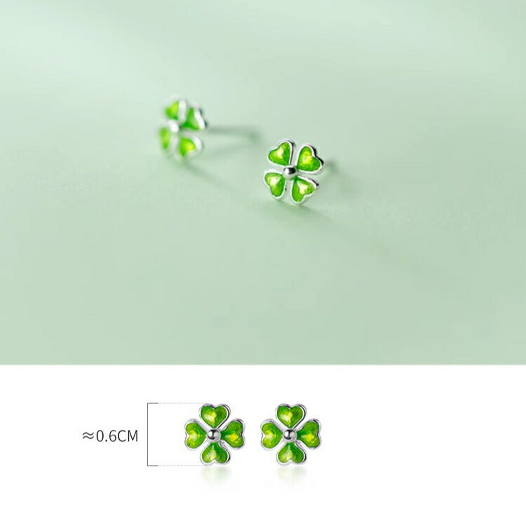 【四つ葉のクローバーピアス】 シルバー925 ピアス クローバー 四葉 幸せを呼ぶ シンプル デザイン モチーフ アレルギー対応 レディース 女性