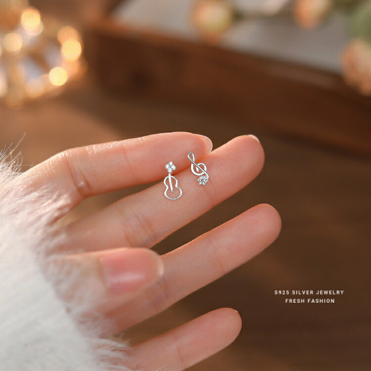 【ヴァイオリンモチーフのシルバーピアス】 シルバー925 ピアス キュービックジルコニア ヴァイオリン ト音記号 バイオリン 音楽 楽器 プレゼント ギフト 発表会 レディース 女性 20G キュービックジルコニア