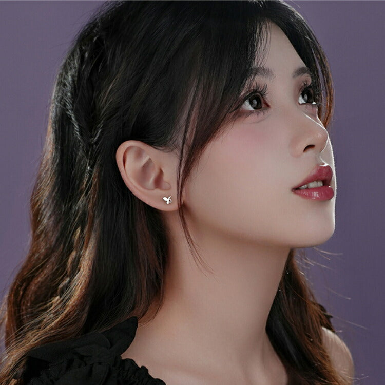 【蝶々のシルバーピアス】 シルバー999 ピアス 蝶々 ちょうちょ 蝶 シルバー シンプル モチーフ かわいい 韓国ファッション シンプルピアス 20G 金属アレルギー対応 レディース 女性