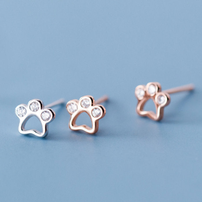 ピアス 肉球 ねこ 猫 シンプル 軟骨 金属アレルギー シルバー 小さめ ミニ シルバー925 アレルギー対応 20G 仕事用 小さいピアス 極小ピアス つけっぱなしピアス シンプルピアス セカンドピアス 軟骨ピアス アレルギー対応ピアス 仕事