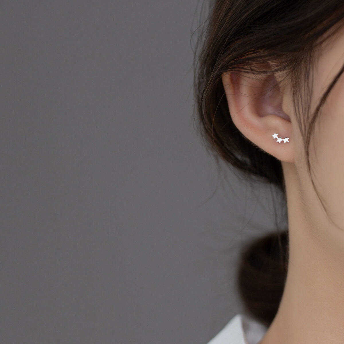 ピアス スター 星 流れ星 つけっぱなし 小さい シンプル 軟骨 金属アレルギー シルバー 小さめ ミニ シルバー925 アレルギー対応 20G 仕事用 小さいピアス 極小ピアス つけっぱなしピアス シンプルピアス アレルギー対応ピアス 仕事
