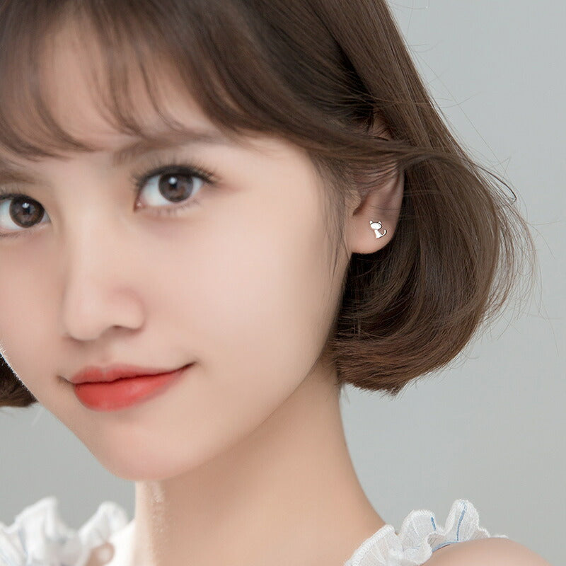 ピアス 猫 ねこ ネコ シンプル キャット 金属アレルギー シルバー 小さめ ミニ シルバー925芯 アレルギー対応 20G 仕事用 小さいピアス ねこピアス 猫ピアス シンプルピアス ネコピアス 軟骨ピアス アレルギー対応ピアス 仕事