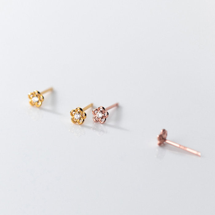 ピアス フラワー つけっぱなし 小さい 極小 シンプル 軟骨 金属アレルギー シルバー 小さめ ミニ シルバー925 アレルギー対応 20G 小さいピアス 極小ピアス つけっぱなしピアス シンプルピアス セカンドピアス アレルギー対応ピアス 仕事