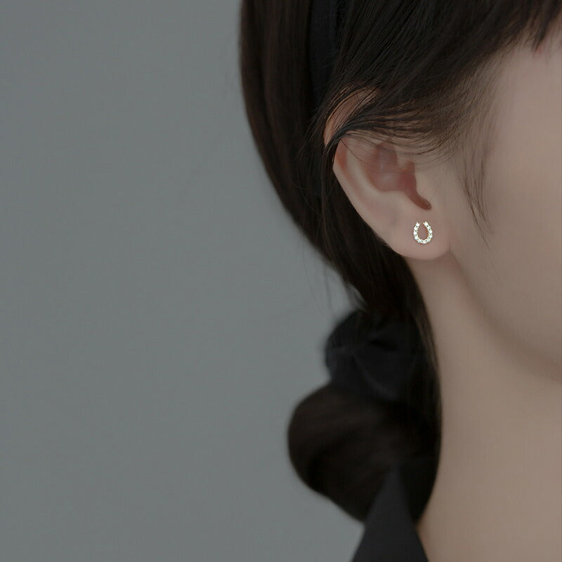 ピアス 馬蹄 小さい シンプル 軟骨 金属アレルギー シルバー 小さめ ミニ シルバー925 アレルギー対応 20G 仕事用 小さいピアス 馬蹄ピアス つけっぱなしピアス シンプルピアス セカンドピアス 軟骨ピアス アレルギー対応ピアス 仕事