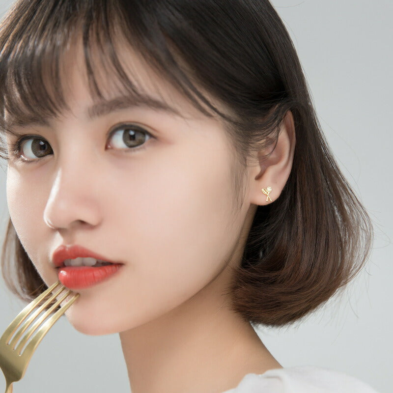 ピアス 目玉焼き 卵 玉子 食事 ご飯 食べ物 小さい シンプル 軟骨 金属アレルギー シルバー 小さめ ミニ シルバー925 アレルギー対応 20G 仕事用 小さいピアス たまごピアス 目玉焼きピアス シンプルピアス セカンドピアス おもしろ 仕事