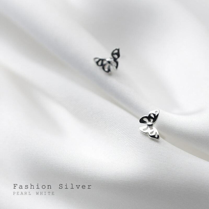 ピアス 蝶 ちょうちょ 小さい シンプル 軟骨 金属アレルギー シルバー 小さめ ミニ シルバー925 アレルギー対応 20G 蝶ピアス ちょうちょピアス つけっぱなしピアス シンプルピアス セカンドピアス 軟骨ピアス アレルギー対応ピアス 仕事