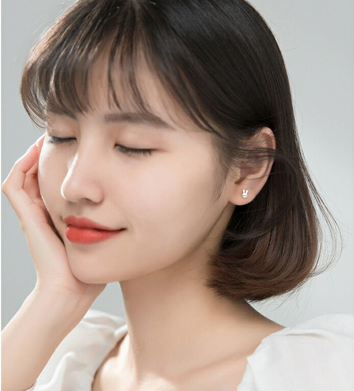 ピアス うさぎ 小さい 兎 シンプル 軟骨 金属アレルギー シルバー 小さめ ミニ シルバー925 アレルギー対応 20G 仕事用 小さいピアス 兎ピアス うさぎピアス シンプルピアス セカンドピアス 軟骨ピアス アレルギー対応ピアス 仕事