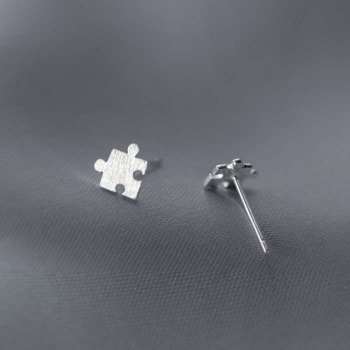 ピアス パズル 小さい シンプル 軟骨 金属アレルギー シルバー 小さめ ミニ シルバー925 アレルギー対応 20G 仕事用 小さいピアス シンプルピアス セカンドピアス 軟骨ピアス 仕事