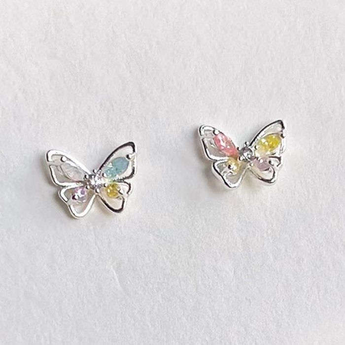 ピアス 蝶々 ちょうちょ 小さい シンプル 軟骨 金属アレルギー シルバー 小さめ ミニ シルバー925芯 アレルギー対応 20G 仕事用 小さいピアス シンプルピアス セカンドピアス 軟骨ピアス 仕事