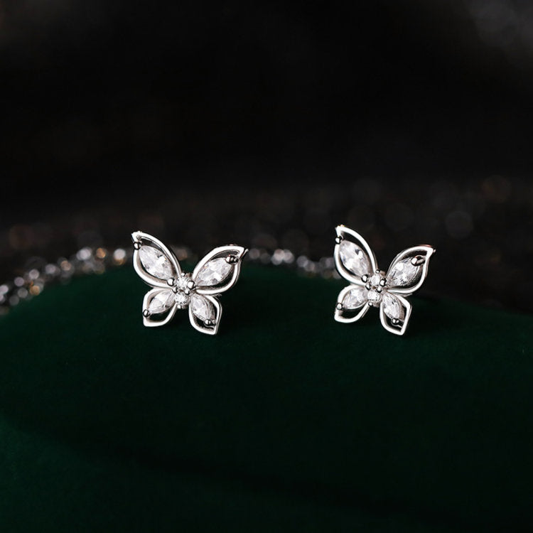ピアス 蝶々 ちょうちょ ゴールド シルバー 小さい シンプル 軟骨 金属アレルギー シルバー999 アレルギー対応 20G 仕事用 小さいピアス シンプルピアス セカンドピアス