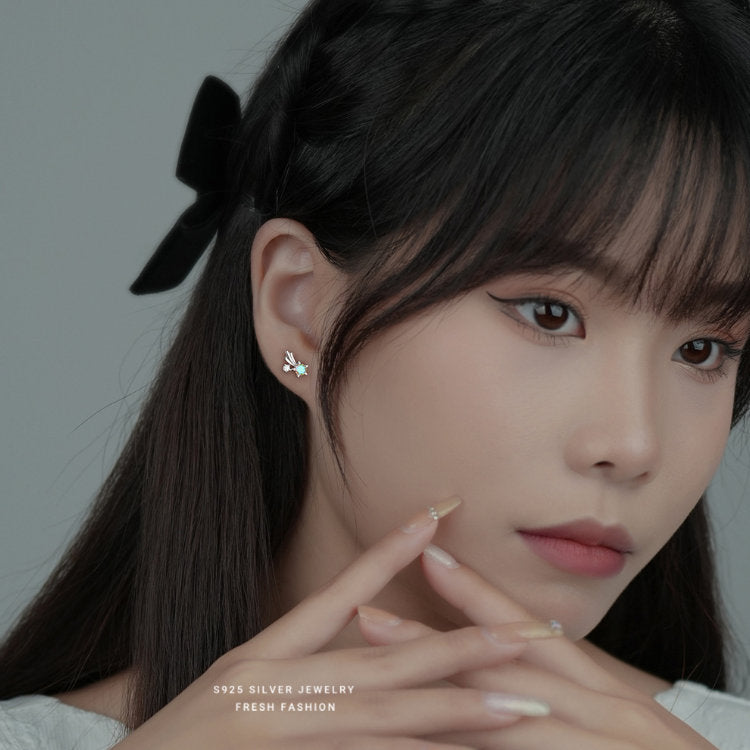 ピアス 星 スター 流れ星 シルバー 小さい シンプル 軟骨 金属アレルギー シルバー925 アレルギー対応 20G 仕事用 小さいピアス シンプルピアス セカンドピアス