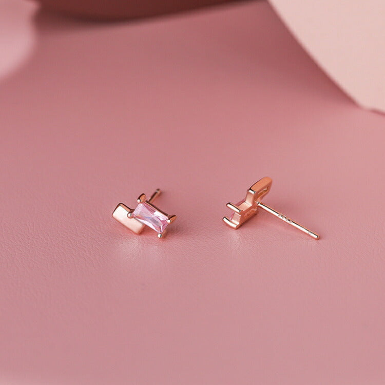 一粒スクエアストーンシルバーピアス シルバー925 ピアス ブルー オレンジ シルバー スクエア  20G 金属アレルギー 小さい かわいい レディース 女性 シンプル