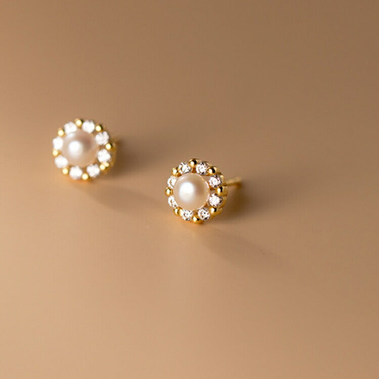 パールとキュービックジルコニアのサークルピアス シルバー ゴールド ピアス 925 フォーマル カジュアル レディース 小さめ おしゃれ 結婚式 普段遣い 上品