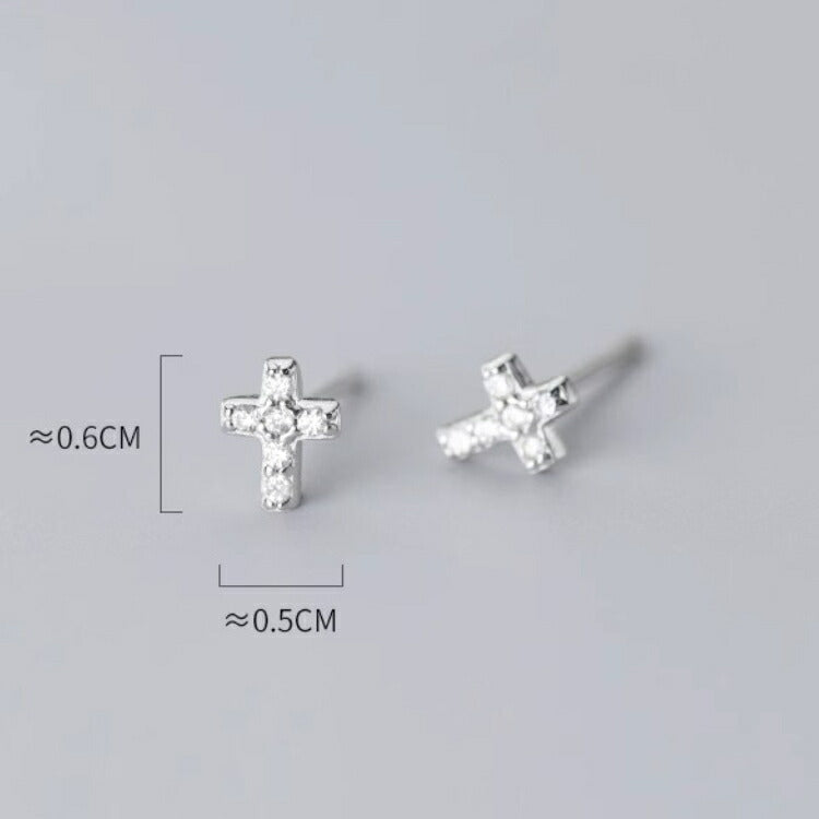 【キュービックジルコニアの十字架ピアス】 シルバー925 ピアス 十字架 金属アレルギー対応 キュービックジルコニア シルバー ゴールド シンプル レディース メンズ 十文字 クロス