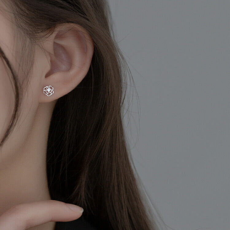 【バラモチーフの一粒ストーンピアス】 シルバー925 ピアス 薔薇 ローズ バラ キュービックジルコニア 金属アレルギー対応 シルバー レディース 一粒ジュエリー 20G 7mm