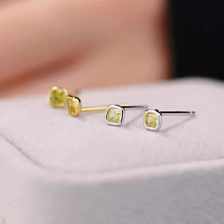 【イエローキュービックジルコニアピアス】 シルバー925 ピアス シンプル ミニ 小さい 小さめ キュービックジルコニア 金属アレルギー対応 イエロー シルバー ゴールド スクエア 四角