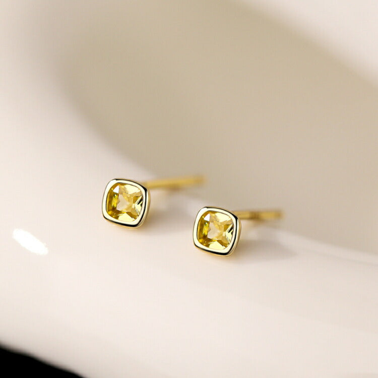 【イエローキュービックジルコニアピアス】 シルバー925 ピアス シンプル ミニ 小さい 小さめ キュービックジルコニア 金属アレルギー対応 イエロー シルバー ゴールド スクエア 四角