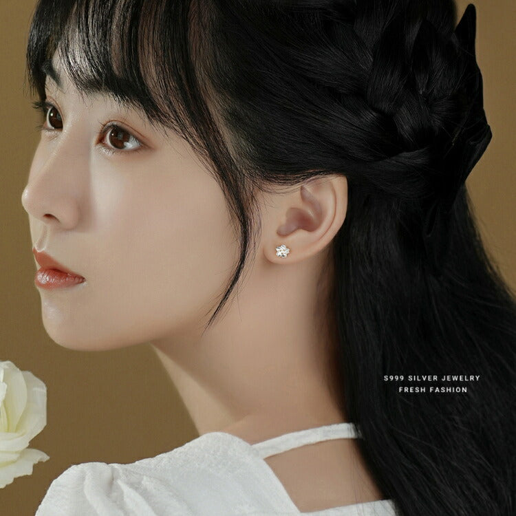 【桜モチーフのシルバーピアス】 シルバー999 金属アレルギー対応 ピアス 桜 さくら チェリーブロッサム シルバー レディース 女性 春 デザイン シンプル