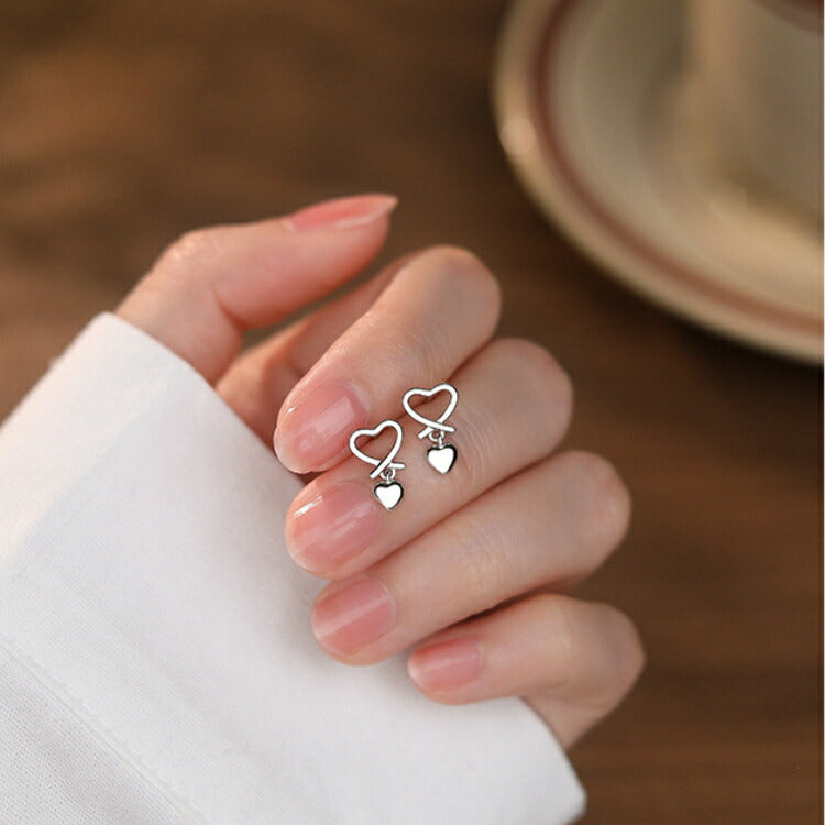 【揺れるWハートピアス】 シルバー925 ピアス 金属アレルギー対応 揺れる ハート シンプル ガーリー かわいい レディース シルバー ゆらゆら 韓国ファッション