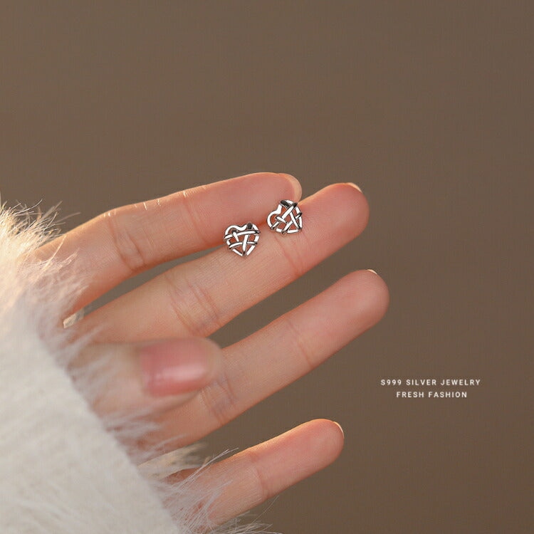 【編み込みハートのシルバーピアス】 シルバー999 ピアス ハート 愛心 シンプル かわいい ハートのピアス レディース 女性 キュート s999 20G 韓国ファッション