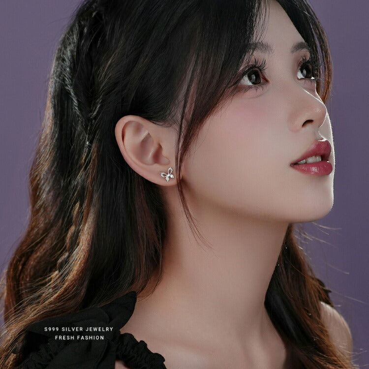 【シルバーとキュービックジルコニアのリッチな蝶々ピアス】 シルバー999 ピアス 蝶々 蝶 ちょうちょ キュービックジルコニア マルチ シルバー レディース 女性