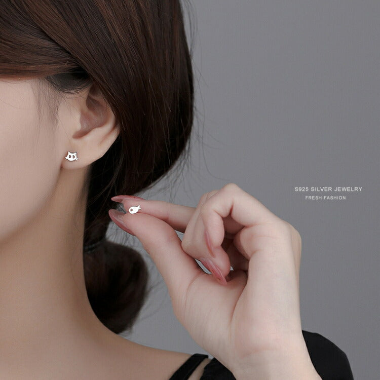 【お魚くわえてない猫ピアス】 ねこ ピアス シルバー925 猫 魚 猫モチーフ シルバー 金属アレルギー対応 ゴールド かわいい 動物 面白い どら猫 左右非対称