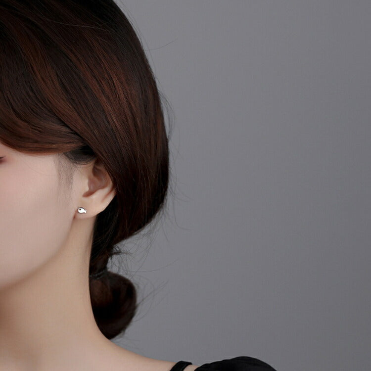 【お魚くわえてない猫ピアス】 ねこ ピアス シルバー925 猫 魚 猫モチーフ シルバー 金属アレルギー対応 ゴールド かわいい 動物 面白い どら猫 左右非対称