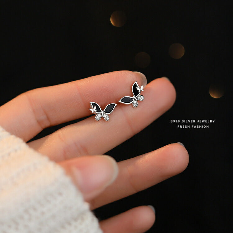 【ブラックアゲートとホワイトシェルの蝶々ピアス】 シルバー999 ピアス ブラックアゲート 黒瑪瑙 ホワイトシェル 白貝 キュービックジルコニア シンプル 蝶々 蝶 ちょうちょ