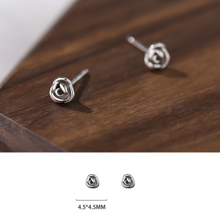 【小さいバラのシルバーピアス】 シルバー999 バラ ピアス 薔薇 花 小さい花 小さい シンプル ミニ 20G 4.5mm 小さめ 華奢 かわいい 女性 レディース 金属アレルギー対応