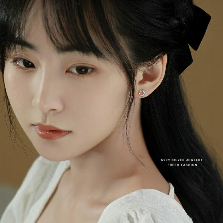 【リボンリースのシルバーピアス】 キュービックジルコニア ピアス シルバー999 シルバー ゴールド リング かわいい フープ 輪っか リボン 小さい シンプル 金属アレルギー対応 レディース 女性