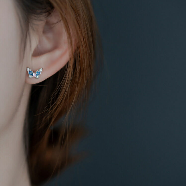 【ブルーとピンクのコントラストが可愛い蝶々ピアス】 キュービックジルコニア ピアス ブルー ピンク ちょうちょ レディース 女性 バタフライ 20G ペア